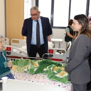 Aile ve Sosyal Hizmetler Bakanlığı, “Aile Yılı”nda 81 ildeki ailelerle iftarda buluştu - fotoğraf 6