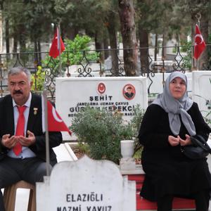 Çanakkale Zaferi’nin 110. Yıl Dönümünde Şehitlerimizi Rahmetle Andık - fotoğraf 3