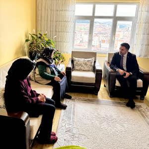 İl Müdürümüz Sn. Ömer TURAN, Ataşehir ilçemizde ikamet eden TSK Şehidimiz Tevfik PEHLİVAN 'ın kıymetli ailesine ziyaret gerçekleştirilmiştir. - fotoğraf 6