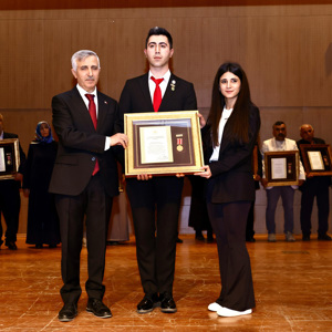 Devlet Övünç Madalyası Tevcih Töreni Mehmet Akif Ersoy Kültür Merkezinde Gerçekleştirildi - fotoğraf 9