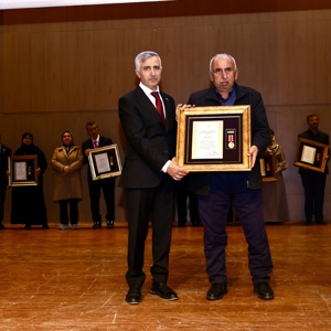 Devlet Övünç Madalyası Tevcih Töreni Mehmet Akif Ersoy Kültür Merkezinde Gerçekleştirildi - fotoğraf 11