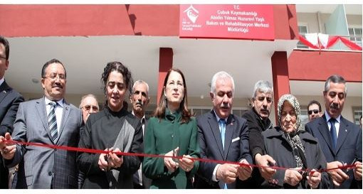 Bakan İslam Çubuk Abidin Yılmaz Huzurevi Yaşlı ve Rehabilitasyon Merkezi'ni Açtı 