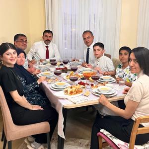 Bakanlığımız Sosyal Yardımlar Genel Müdürlüğü Araştırma, Geliştirme ve Tanıtım Daire Başkanı Ali Altınsoy, 2025 yılı “Aile Yılı” ziyaretleri kapsamında İlimizi ziyaret etmiştir. - fotoğraf 3