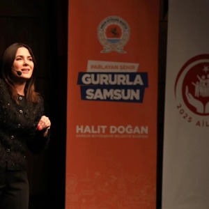 Eğitimci ve Yazar Dilek Cesur Samsun’da Sevenleriyle Buluştu - fotoğraf 1