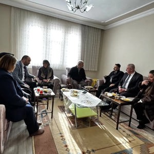  Aile Yılı Kapsamında 25. ve 50. Yılını Dolduran Ailelerimiz Ziyaret Edildi  - fotoğraf 4