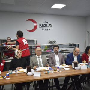 Türk Kızılay ve İl Müdürlüğümüzden Anlamlı İftar Buluşması - fotoğraf 1