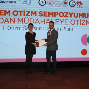 Samsun'da “Tanıdan Müdahaleye Otizm” temasıyla sempozyum düzenlendi - fotoğraf 12