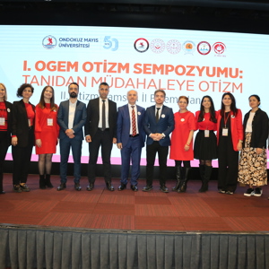 Samsun'da “Tanıdan Müdahaleye Otizm” temasıyla sempozyum düzenlendi - fotoğraf 24