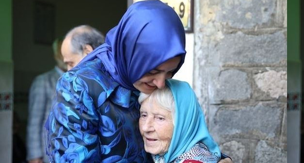 Bakanımız Kaya’nın 1 Ekim Dünya Yaşlılar Günü Mesajı