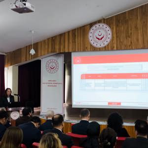 2025 Aile Yılı Kapsamında Kamu Kurum Ve Kuruluşlarına Düşen Görev ve Sorumluluklar ile İl Eylem Planı Toplantısı Gerçekleştirildi.  - fotoğraf 5