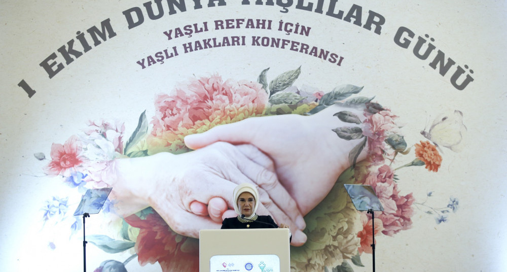 Emine Erdoğan Hanımefendi ve Bakanımız Sayın Zehra Zümrüt Selçuk “Yaşlı Refahı İçin Yaşlı Hakları Konferansı”na Katıldı.