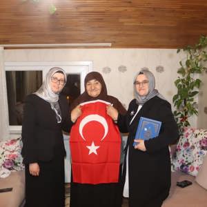 İl Müdürlüğümüze bağlı Sosyal Hizmet Merkezlerimiz tarafından İl genelinde kıymetli Şehit Yakınlarımız ve Kahraman Gazilerimizi ziyaretlere devam ediyoruz.  - fotoğraf 7