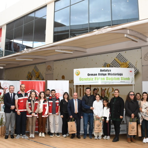 2025 Aile Yılı Etkinlikleri Kapsamında Fidan Dağıtım Etkinliği Gerçekleştirdik - fotoğraf 9