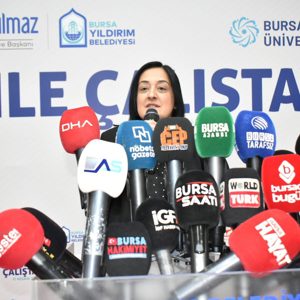 Aile Bizim En Kıymetli Hazinemizdir - fotoğraf 3