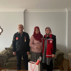 Polis Haftasında Şehit Aileleri ve Gazilerimize Anlamlı Ziyaret - fotoğraf 4