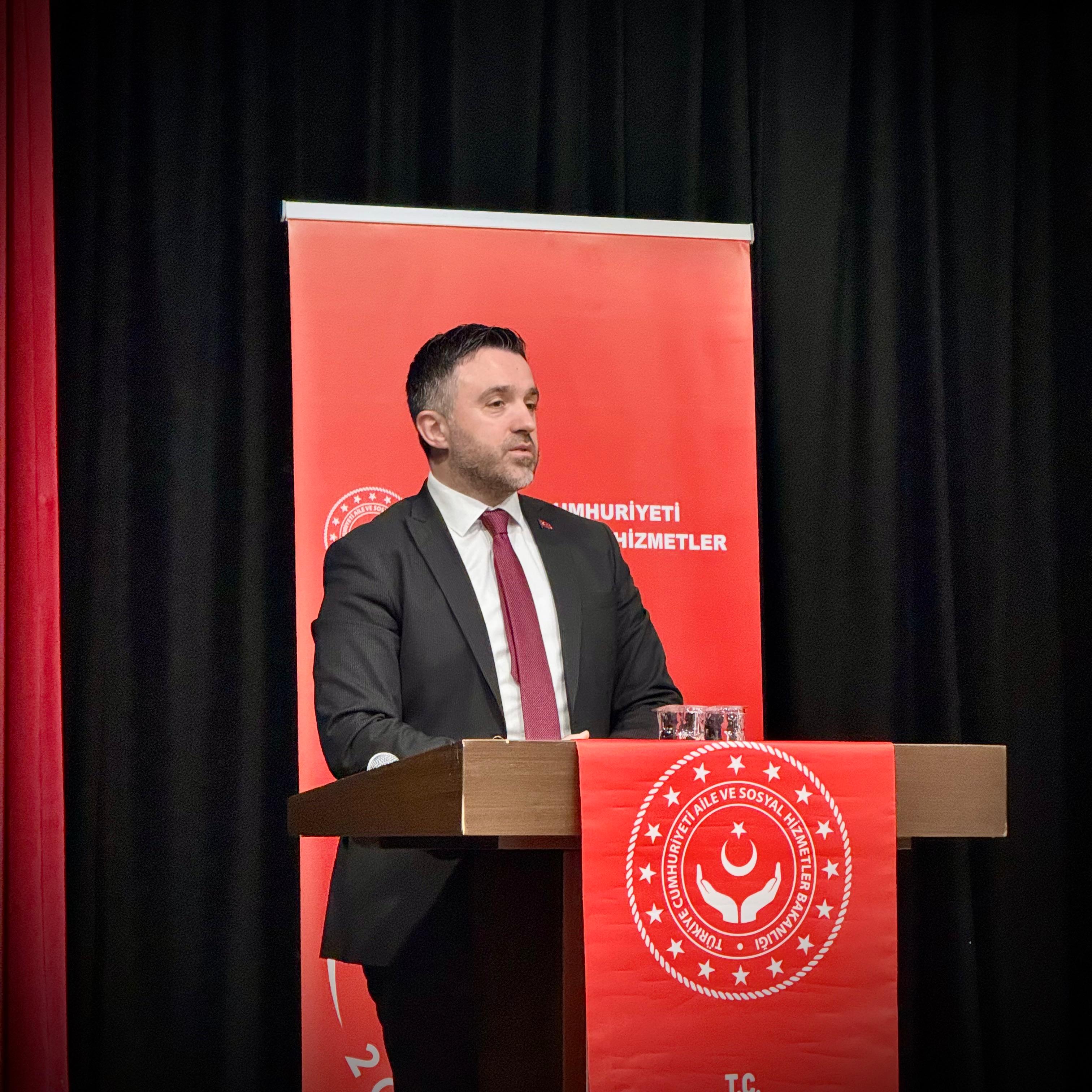 Bakanlığımızın Aile Eğitim Programı kapsamında ilimizde görev yapacak 40 uzmana eğitim verilerek sahada daha da güçlü hale gelme hedeflerimizden birisini daha gerçekleştiriyoruz.