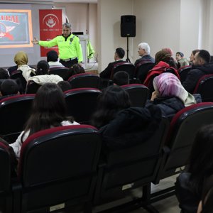 “Minik Trafik Dedektifleri İşbaşında” Trafik Eğitimi Etkinliği - fotoğraf 2