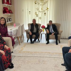  Daire Başkanımız Sayın Ahmet EVCİL ve İl Müdürümüz Emine BÖÇKÜN; Şehit Ailemize Ziyaret Gerçekleştirdi. - fotoğraf 1