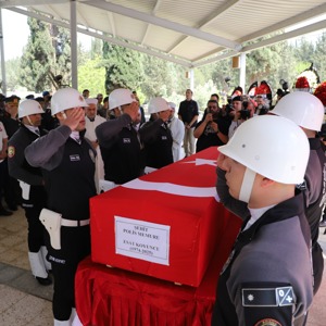 ŞEHİDİMİZİ SON YOLCULUĞUNA UĞURLADIK - fotoğraf 2