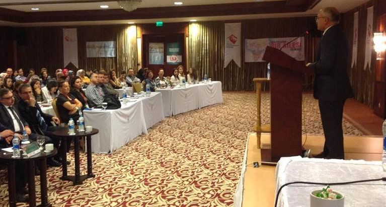 Evlat Edinme ve Koruyucu Aile Hizmetlerine Yönelik Eğitim Başladı