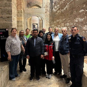 2025 'Aile Yılı' kapsamında "Ailemiz İnancımız, Ailemiz Geleneğimiz, Ailemiz Değerlerimiz" temasıyla Şehit Yakınlarımız ile Topkapı Sarayını ziyaret ediyoruz. - fotoğraf 3