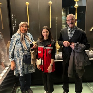 2025 'Aile Yılı' kapsamında "Ailemiz İnancımız, Ailemiz Geleneğimiz, Ailemiz Değerlerimiz" temasıyla Şehit Yakınlarımız ile Topkapı Sarayını ziyaret ediyoruz. - fotoğraf 2