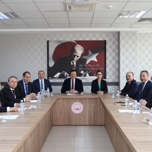 Sosyal Yardımlaşma ve Dayanışma Vakfı Mütevelli Heyet Toplantısı Yapıldı - fotoğraf 1