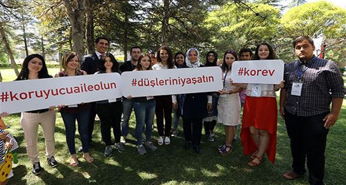 Bakan Gürcan Koruyucu Aileler ve Çocuklarla Buluştu