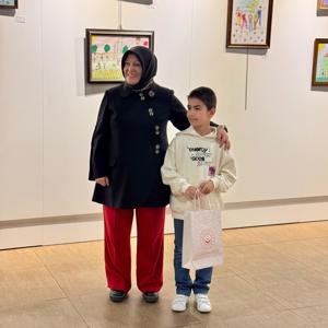 "Benim Renklerim" Sergisi Dolmabahçe Sanat Galerisi’nde Açıldı. - fotoğraf 5