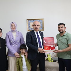 Şehit Ailesine Ziyaret - fotoğraf 1