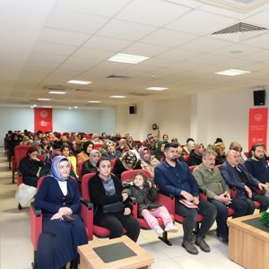 Aile Yılında “Engelli Hakları ve Erişilebilirlik” Eğitimi Vatandaşlarımızın Katılımıyla Gerçekleştirildi - fotoğraf 4