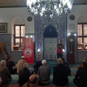 Sosyal Hizmet Merkezlerimiz tarafından ilimiz genelindeki camilerde cuma namazı öncesi koruyucu ve önceliyici hizmetlerimiz kapsamında farkındalık eğitimlerimiz devam ediyor. - fotoğraf 2