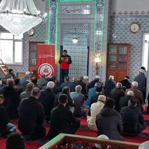 Sosyal Hizmet Merkezlerimiz tarafından ilimiz genelindeki camilerde cuma namazı öncesi koruyucu ve önceliyici hizmetlerimiz kapsamında farkındalık eğitimlerimiz devam ediyor. - fotoğraf 3