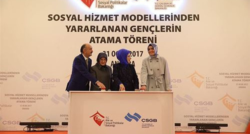 ''Koruyucu aile modeli, evlatlarımızın, hayattaki en önemli ihtiyacı olan sevgiyi ve güveni onlara daha iyi verecektir''