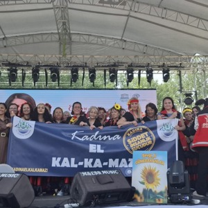 Kakava Şenliklerinde “Ailemiz İstikbalimiz” ve “Kadına El Kalkamaz” Pankartları açılmıştır. - fotoğraf 4