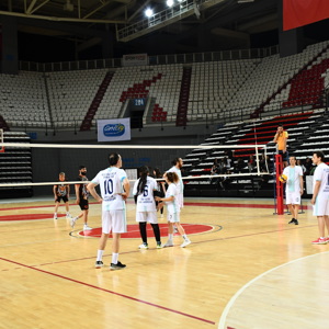 2025 Aile Yılı Voleybol Turnuvası Sona Erdi - fotoğraf 14