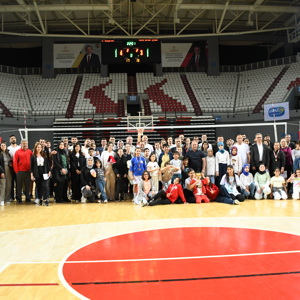 2025 Aile Yılı Voleybol Turnuvası Sona Erdi - fotoğraf 29