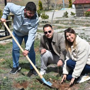 “Köklerimizle Geleceğe” mottosuyla ağaç dikme etkinliği gerçekleştirdik. - fotoğraf 4
