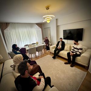 Evlenecek Gençlerin Desteklenmesi Projesi kapsamında; İl Müdürümüz Sn. Ömer TURAN, evlilik kredisinden faydalanan Cihat Süer ve Aynur Süer çiftimize ziyaret gerçekleştirmiştir.  - fotoğraf 3