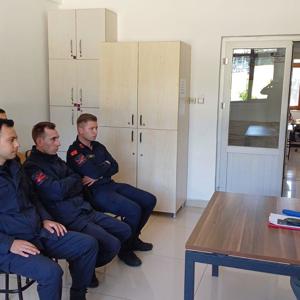 İl Müdürlüğümüz tarafından Türk Silahlı Kuvvetleri personeline ve vatani görevini yapan er ve erbaşlara yönelik eğitim seminerleri uzman eğitimcilerimiz gerçekleştirilmeye devam ediyor.  - fotoğraf 2