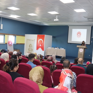 İL MÜDÜRLÜĞÜMÜZDE ANNELER GÜNÜ SÖYLEŞİ PROGRAMI DÜZENLENDİ - fotoğraf 3