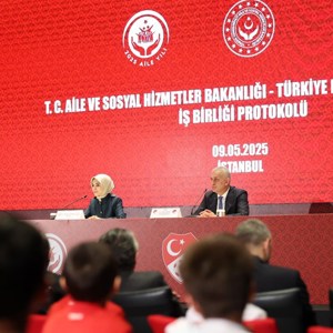 Aile ve Sosyal Hizmetler Bakanlığı ile TFF arasında iş birliği protokolü imzalandı - fotoğraf 4