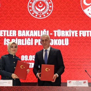 Aile ve Sosyal Hizmetler Bakanlığı ile TFF arasında iş birliği protokolü imzalandı - fotoğraf 6