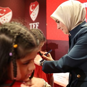 Aile ve Sosyal Hizmetler Bakanlığı ile TFF arasında iş birliği protokolü imzalandı - fotoğraf 8
