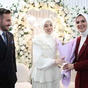 Aile ve Sosyal Hizmetler Bakanımız Göktaş, İstanbul'da kendisini sosyal medyadan davet eden gence kız istedi - fotoğraf 12
