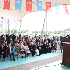 Bakanımız Göktaş, Pendik'te El Emeği Çarşısı ve "Kalpten Kadraja" fotoğraf sergisi açılışına katıldı - fotoğraf 3