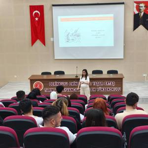 İktisadi İdari Bilimler Fakültesi ve Derinkuyu Tarım ve Hayvancılık Yüksekokulunda Evlilik Öncesi Eğitim Söyleşileri yapıldı. - fotoğraf 6