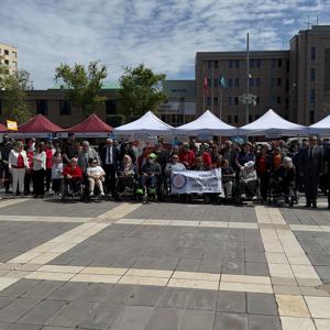 Eskişehir'de Dünya Engelliler Haftası Kapsamında Anlamlı Etkinlikler: Farkındalık Yürüyüşü ve Tören Düzenlendi - fotoğraf 5