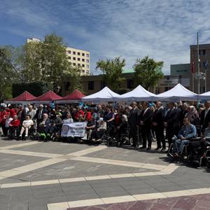 Eskişehir'de Dünya Engelliler Haftası Kapsamında Anlamlı Etkinlikler: Farkındalık Yürüyüşü ve Tören Düzenlendi - fotoğraf 8