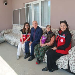 Anneler Günü Münasebetiyle Aziz Şehitlerimizin Kıymetli Annelerini Ziyaret Ettik. - fotoğraf 2